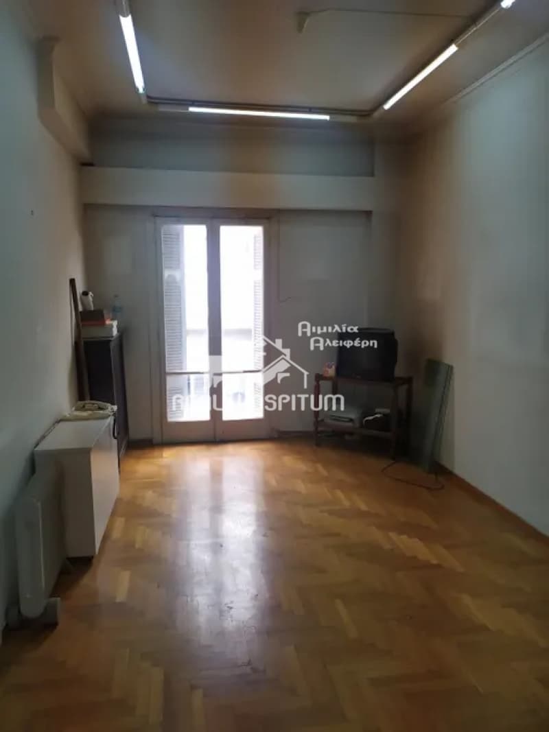 Apartment in Leof. Liosion, Attiki — Photo 2 of 10