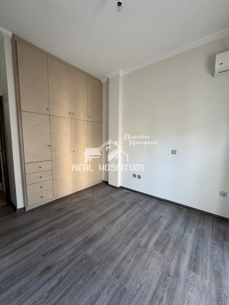 Apartment in Orio Agias Varvaras, Koridallos — Photo 4 of 7
