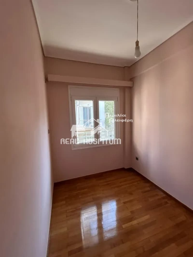 Apartment in Strefi, Exarchia - Neapoli — Photo 13 of 20