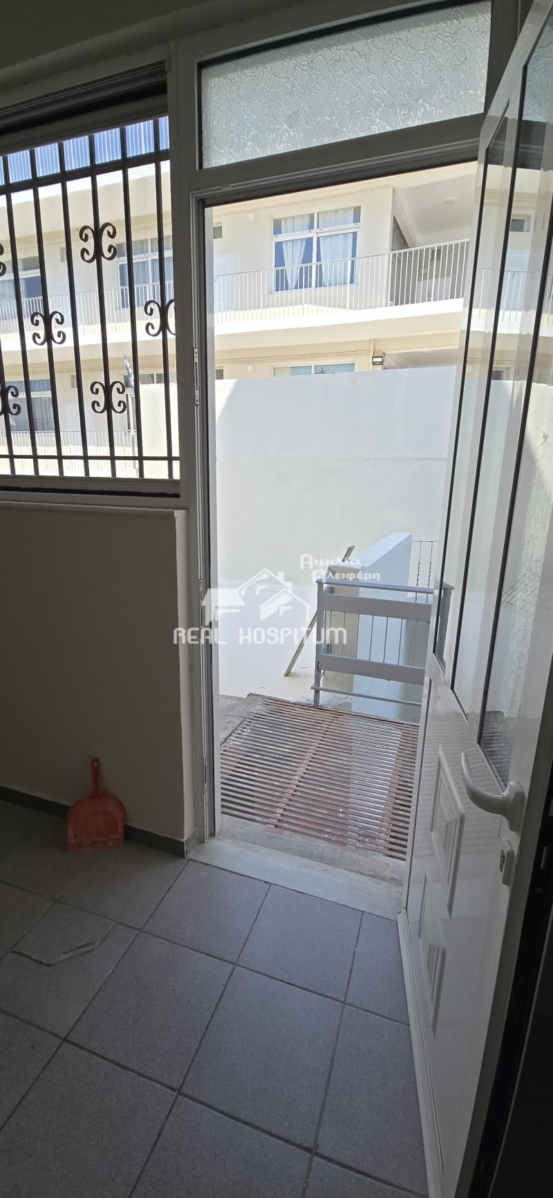 Apartment in Agia Sofia, Piraeus — Photo 7 of 12