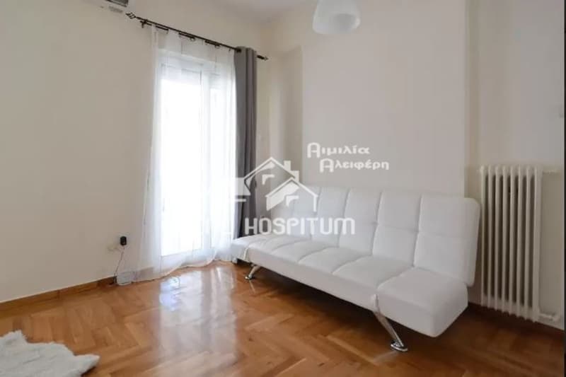 Apartment in Politechneio, Exarchia - Neapoli — Photo 1 of 11