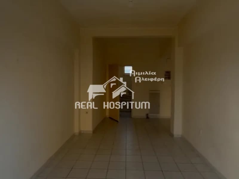 Apartment in Chatzikiriakeio, Piraeus — Photo 2 of 8