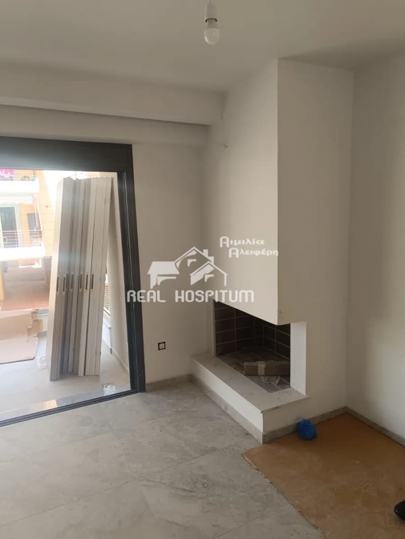 Apartment in Kipoupoli, Petroupoli — Photo 1 of 8