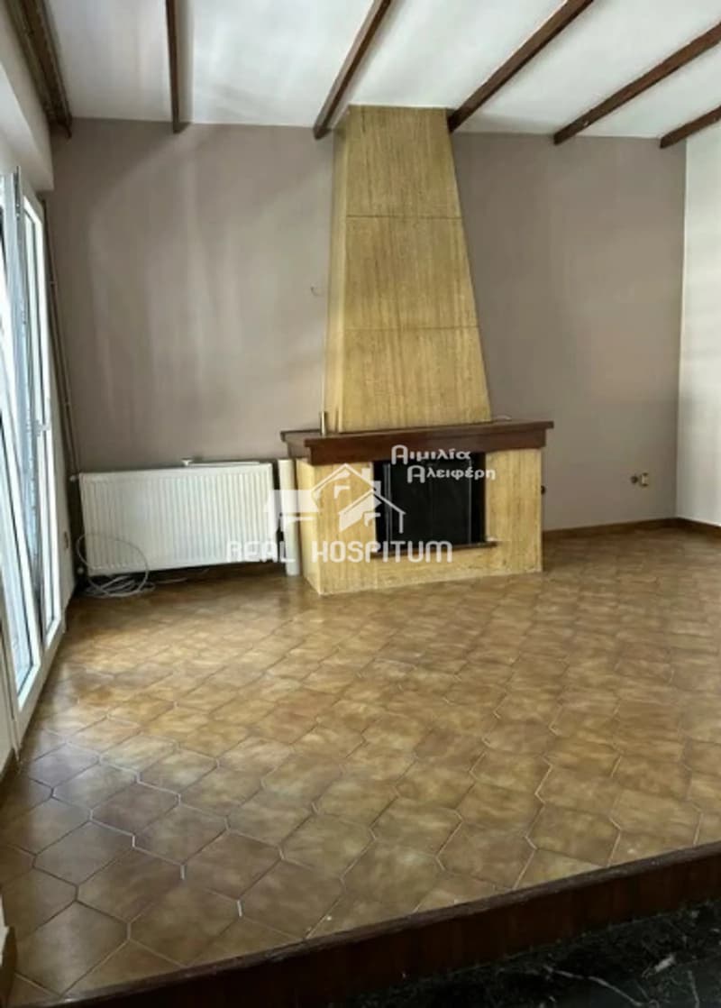 Apartment in Sotiraki, Aigaleo — Photo 1 of 15