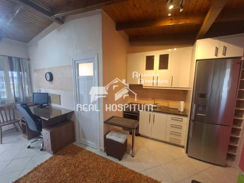 Apartment in Center, Petroupoli — Photo 6 of 15