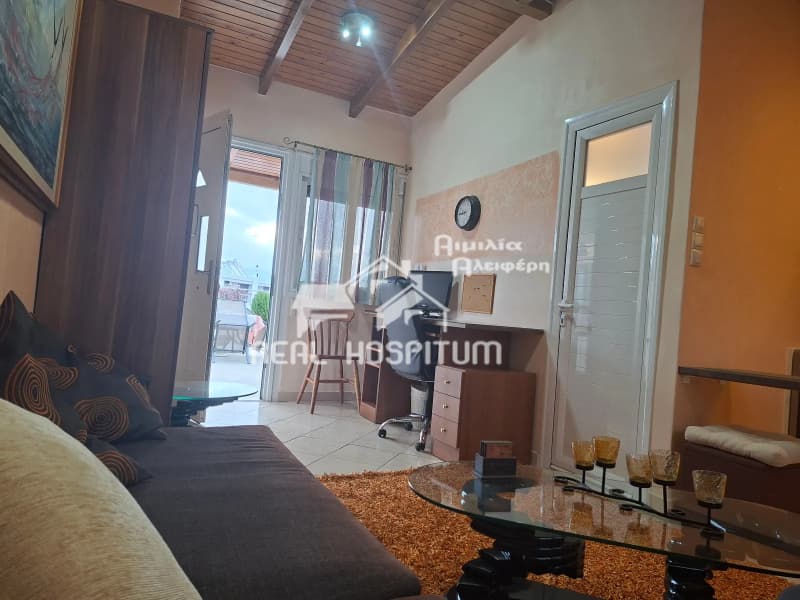 Apartment in Center, Petroupoli — Photo 12 of 15