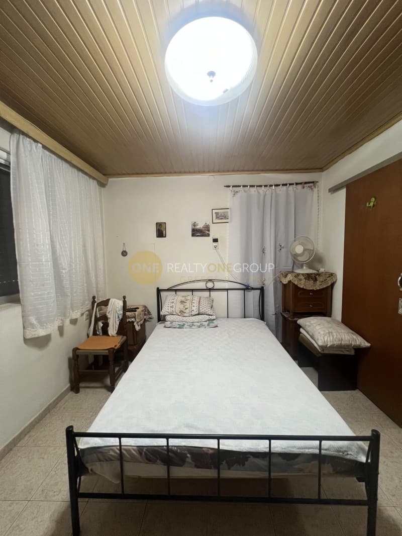 House in Agios Athanasios, Salamina — Photo 15 of 31