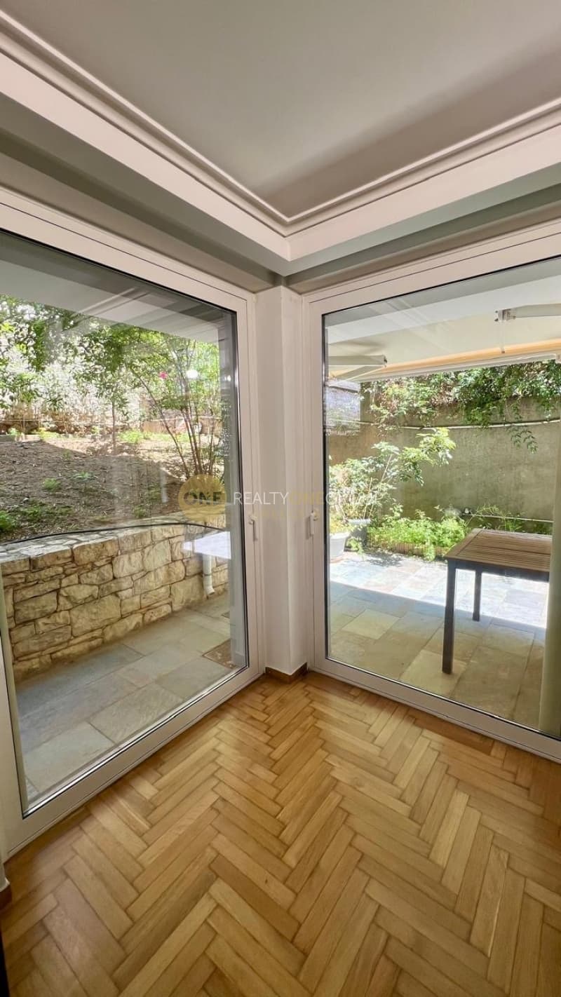 House in Floisvos, Palaio Faliro — Photo 2 of 9