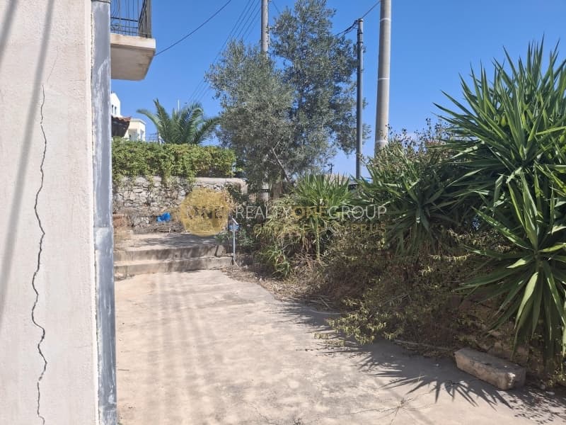 House in Selinia, Salamina — Photo 2 of 24