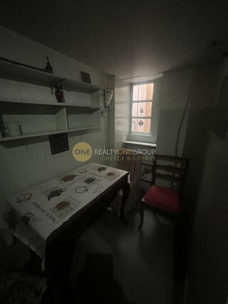 House in Plateia Koliatsou, Patision - Acharnon — Photo 20 of 31