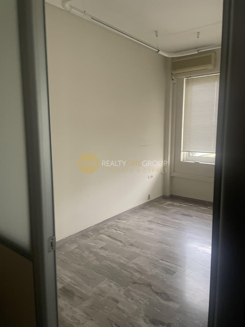 Office in Center, Nea Erithraia — Photo 2 of 20
