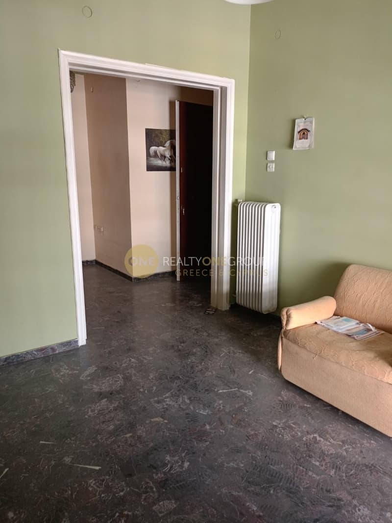 Apartment in Gkrava, Patisia — Photo 3 of 18
