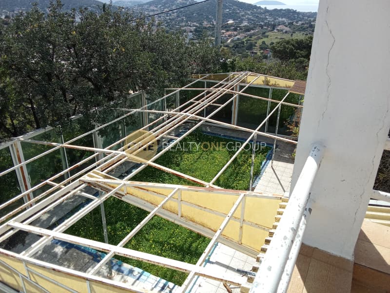 House in Lofos Kselaftaki, Kalivia Thorikou — Photo 21 of 30