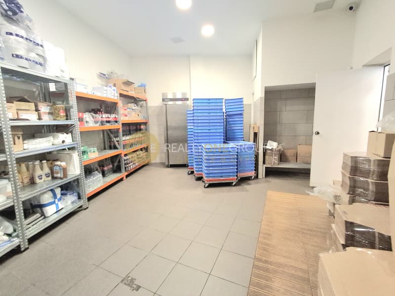 Κατάστημα στην Παλαιό Ηράκλειο, Λυκόβρυση — Φωτογραφία 9 από 28