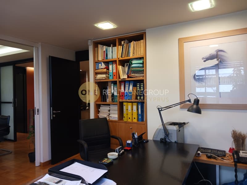 Office in Mouseio, Exarchia - Neapoli — Photo 2 of 30