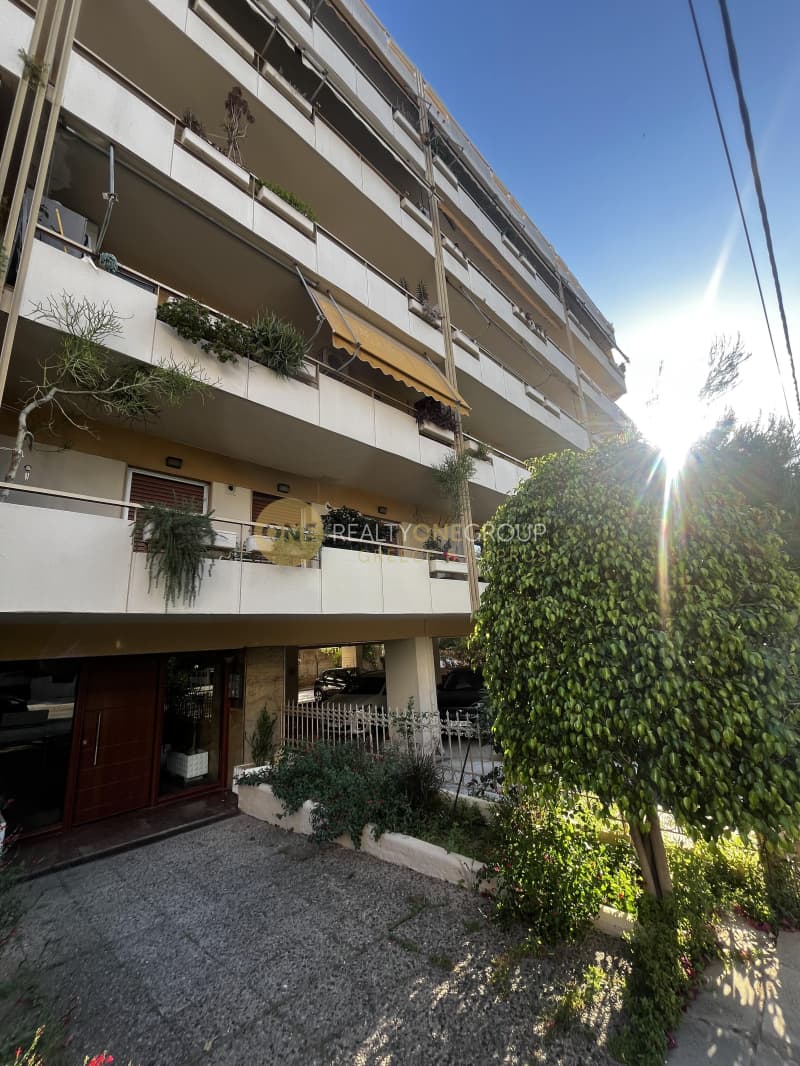 Apartment in Ampelakia, Alimos — Photo 1 of 25