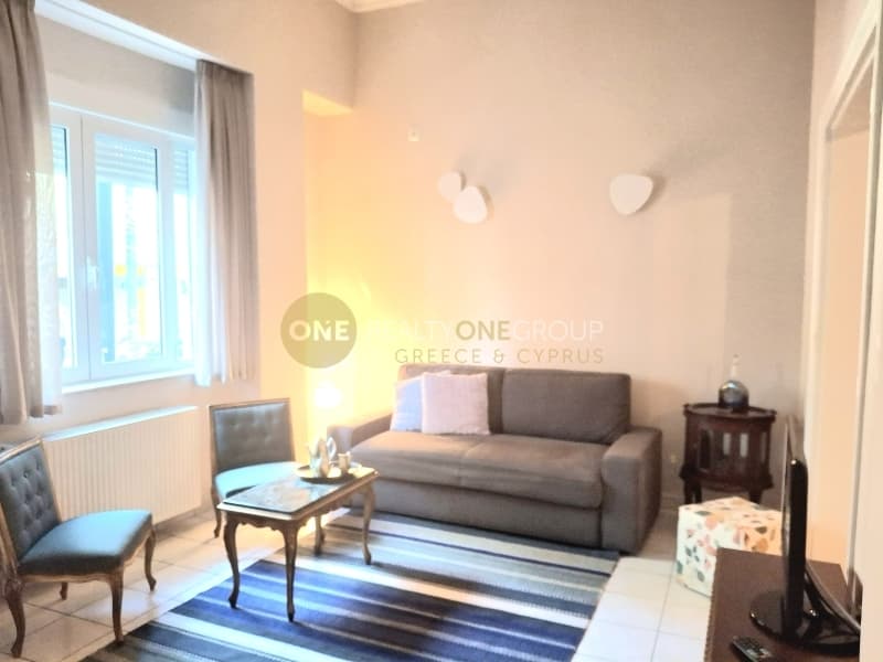 Apartment in Thiseio, Historic Center — Photo 3 of 30