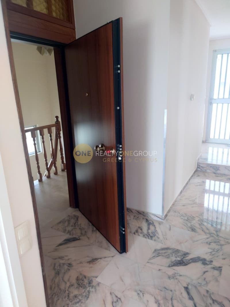 Apartment in Politeia, Nea Erithraia — Photo 3 of 16