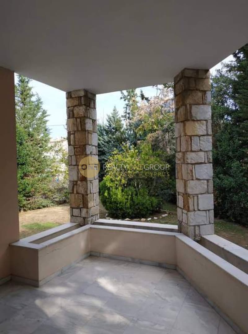 House in Adames Oikismos Peloponnision, Kifisia — Photo 1 of 9