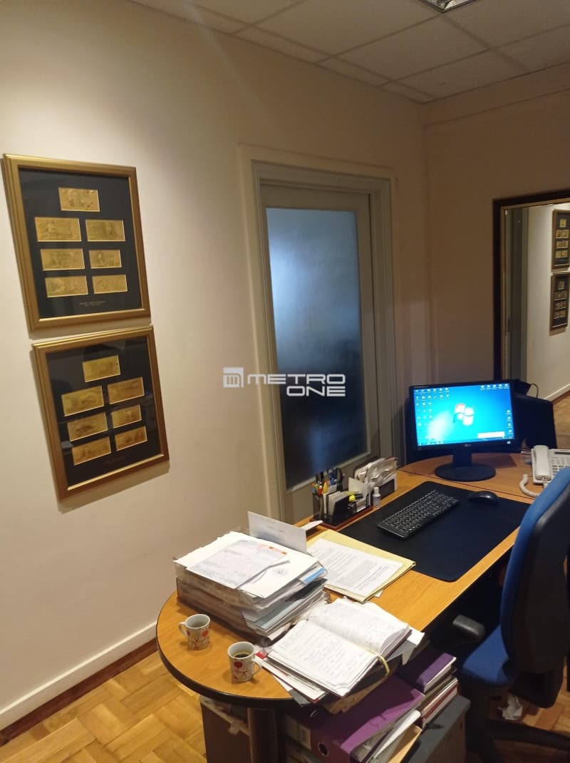Office in Politechneio, Exarchia - Neapoli — Photo 2 of 25