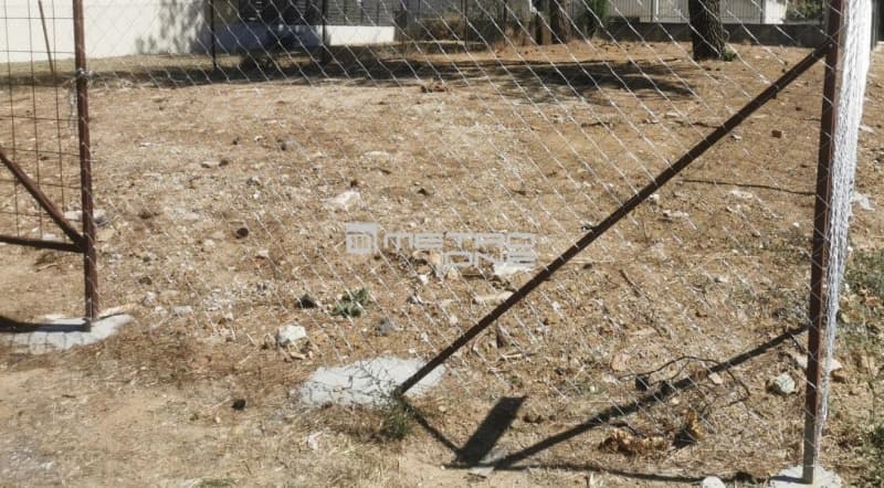 Building Plot in Adames Oikismos Grammos - Foinikas, Kifisia — Photo 1 of 2