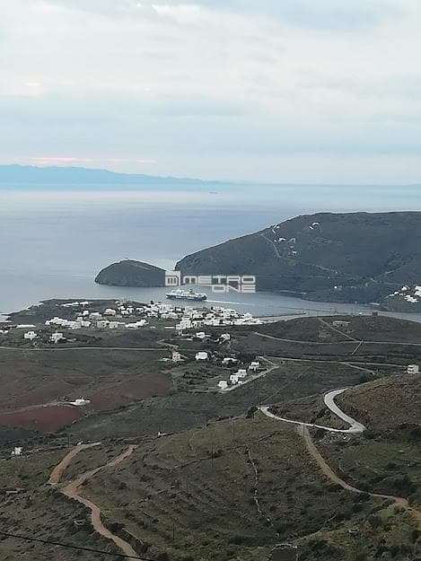 Building Plot in Ano Gavrio, Andros — Photo 1 of 5