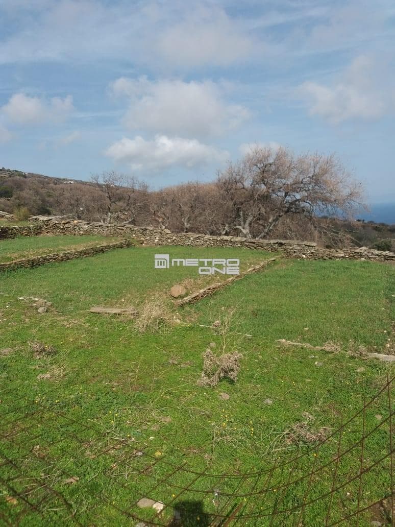 Building Plot in Menites, Andros — Photo 5 of 6