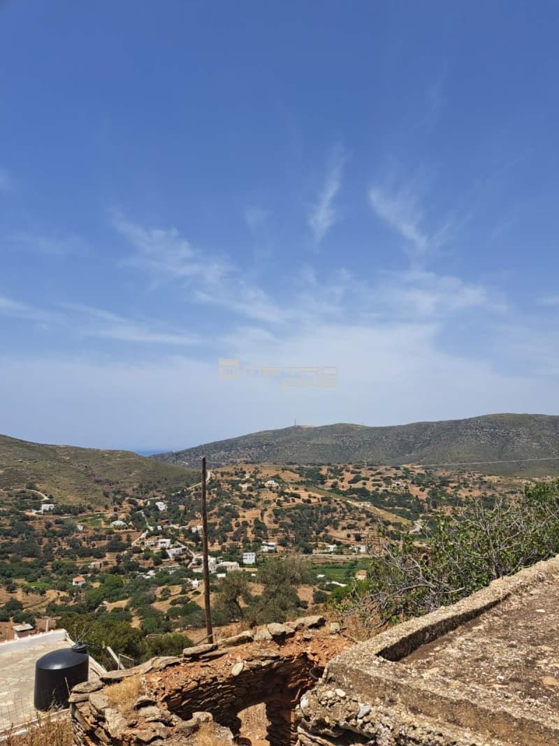 Building Plot in Mpatsi, Andros — Photo 1 of 10