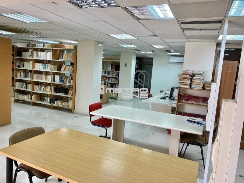Office in Plateia Iroon, Historic Center — Photo 1 of 5