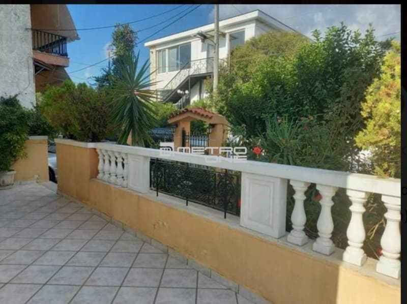 Μονοκατοικία στην Κέντρο, Άγιος Στέφανος — Φωτογραφία 1 από 10