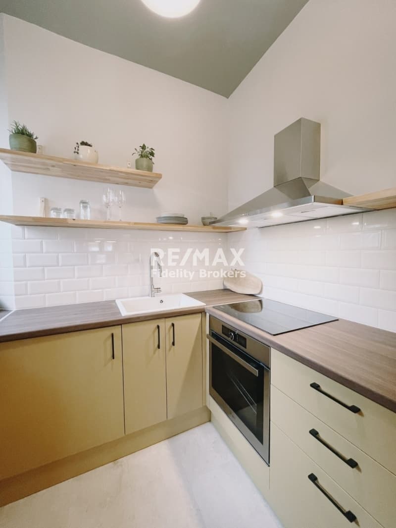 Apartment in Ravenia, Attiki — Photo 7 of 18