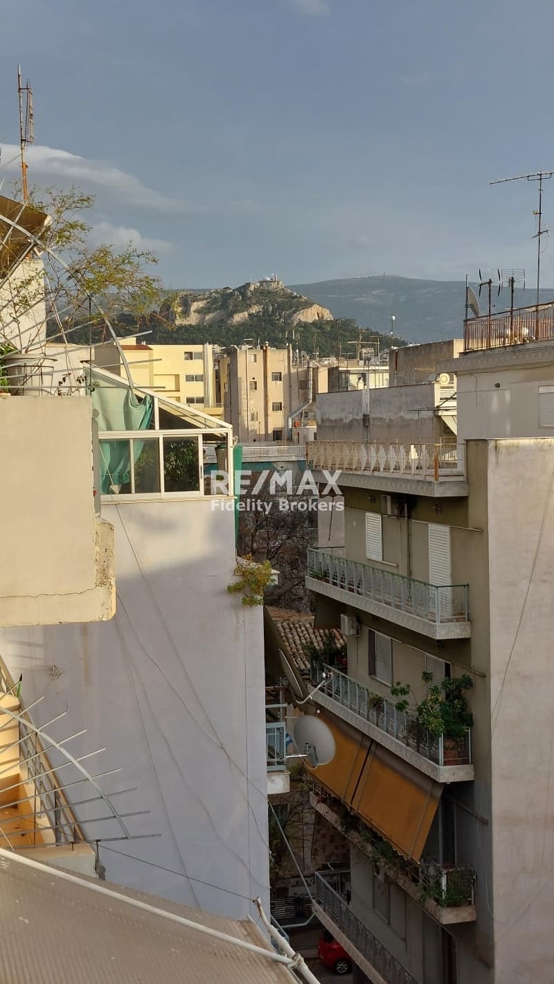 Apartment in Ravenia, Attiki — Photo 1 of 18