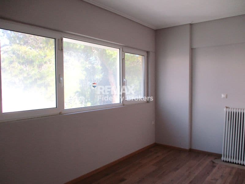 Apartment in Ampelakia, Alimos — Photo 13 of 16
