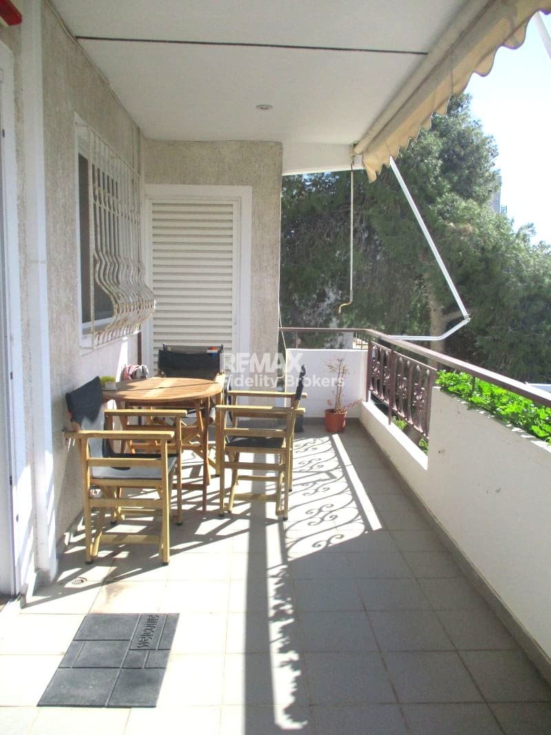 Apartment in Ampelakia, Alimos — Photo 1 of 16