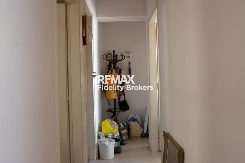 Apartment in Agios Ioannis Chrisostomos, Nikaia — Photo 11 of 14