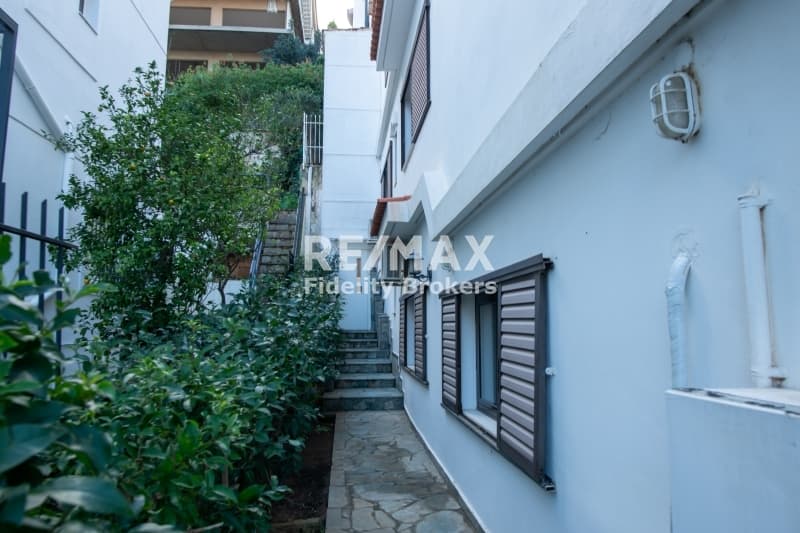 House in Panorama, Voula — Photo 10 of 30