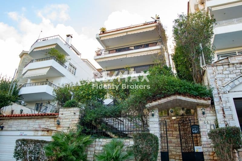 House in Panorama, Voula — Photo 1 of 30