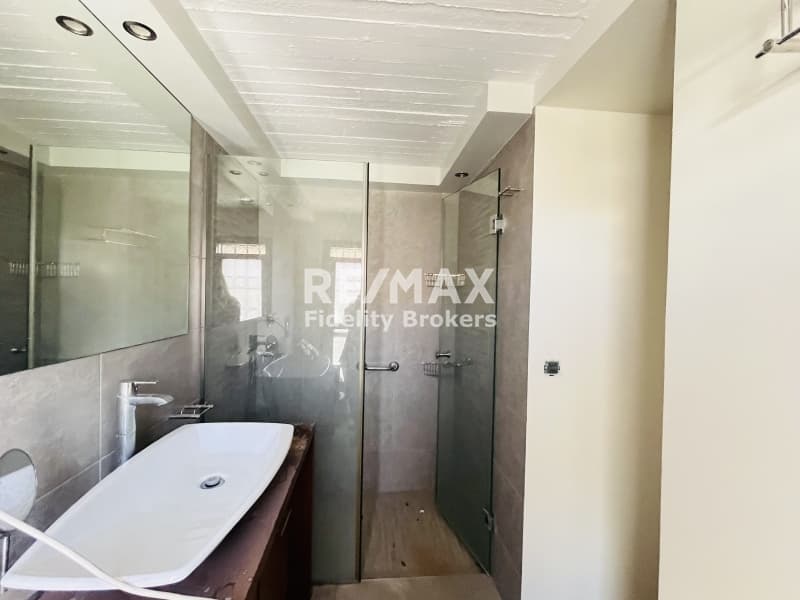 House in Exochi, Voula — Photo 13 of 25