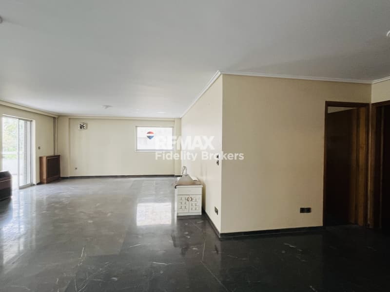 Apartment in Trocadero, Palaio Faliro — Photo 2 of 16