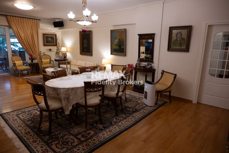 Διαμέρισμα στην Άνω Γλυφάδα, Γλυφάδα — Φωτογραφία 12 από 31