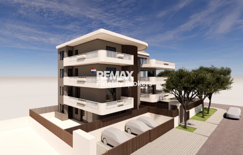 Apartment in Pirnari, Glyfada — Photo 2 of 4
