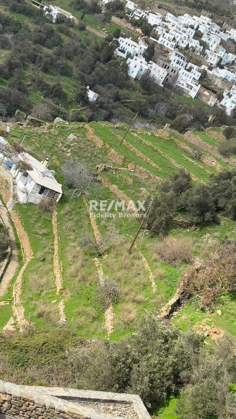 Οικόπεδο στην Τριαντάρος, Τήνος — Φωτογραφία 1 από 7