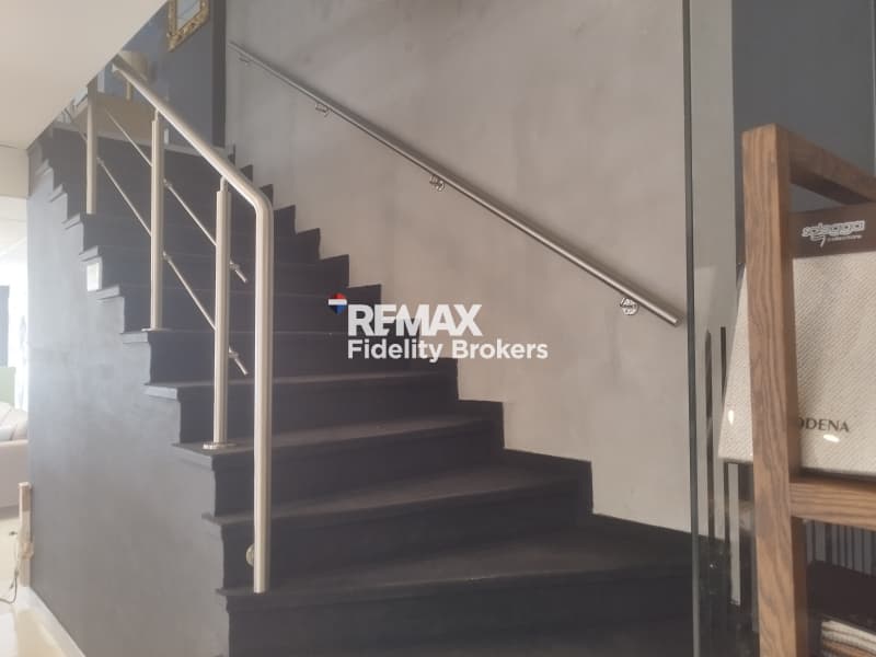 Retail Store in Rema Pikrodafnis, Palaio Faliro — Photo 5 of 16