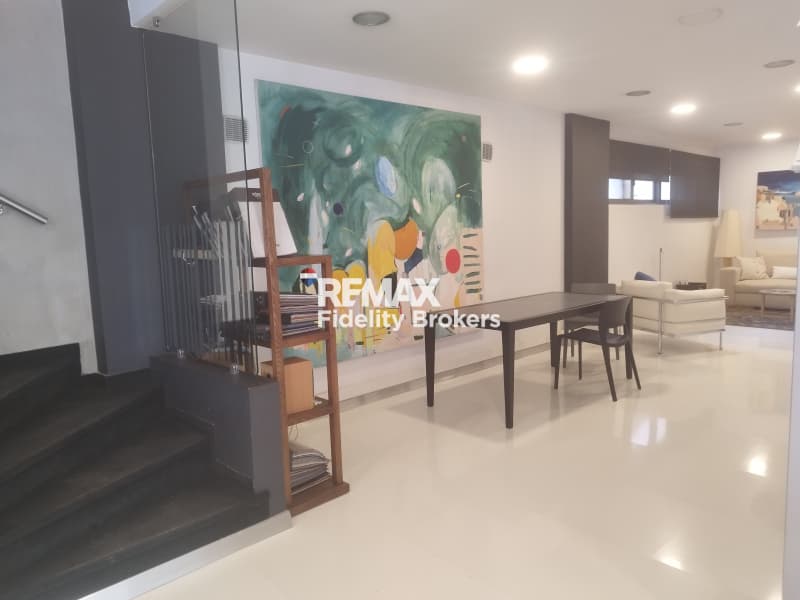 Retail Store in Rema Pikrodafnis, Palaio Faliro — Photo 3 of 16