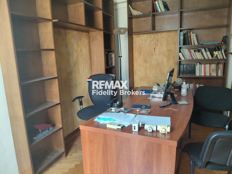 Γραφείο στην Στρέφη, Εξάρχεια - Νεάπολη — Φωτογραφία 8 από 10