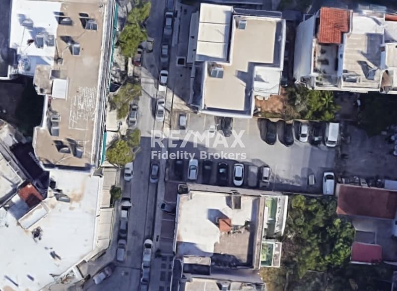 Οικόπεδο στην Κέντρο, Αργυρούπολη — Φωτογραφία 1 από 3