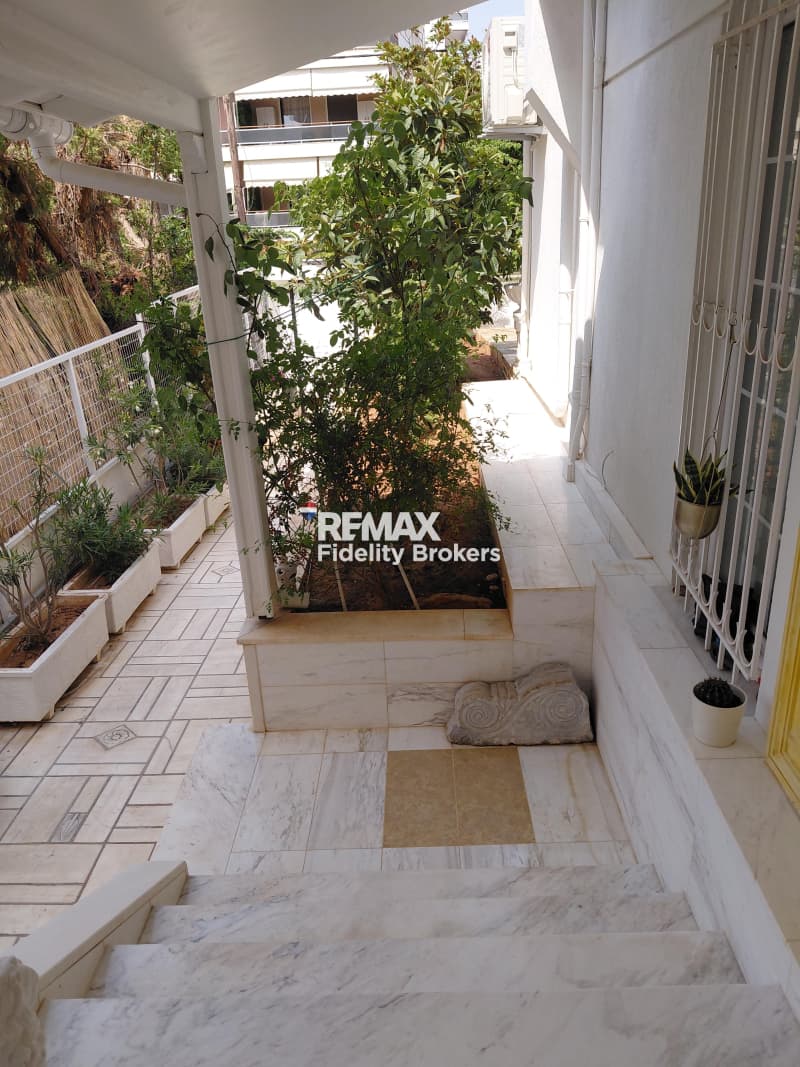 House in Panionia, Glyfada — Photo 14 of 28