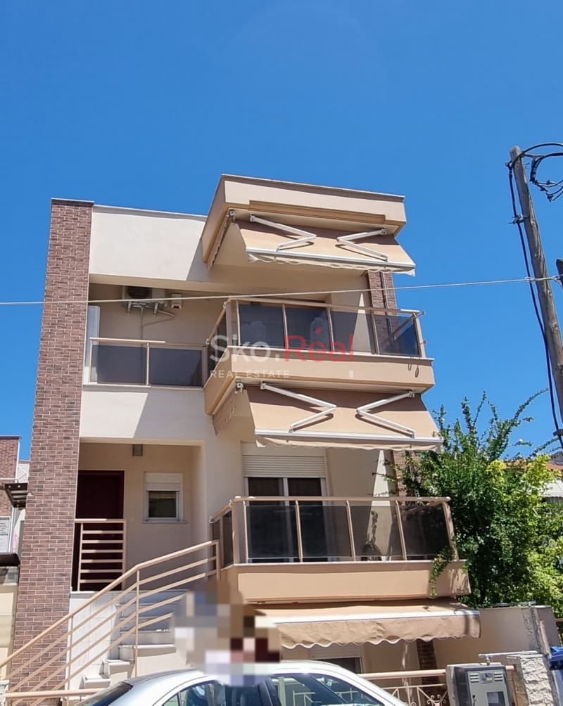 House in Neo Risio, Mikra — Photo 1 of 25
