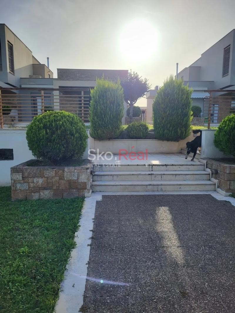 House in Mirtia, Thermi — Photo 16 of 21