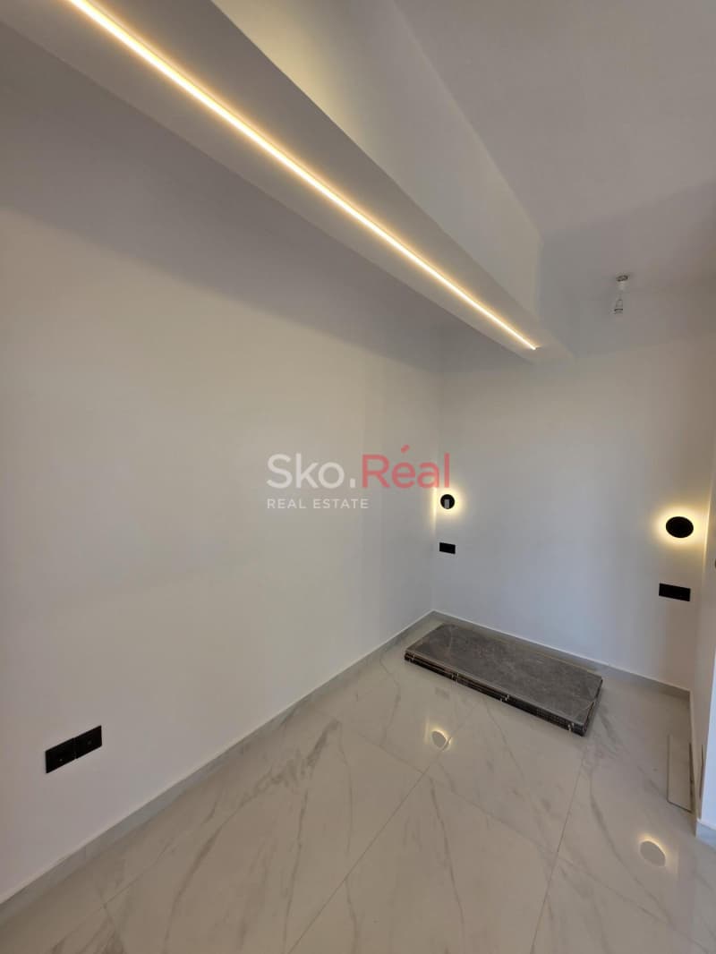 Apartment in Center, Thermi — Photo 5 of 25